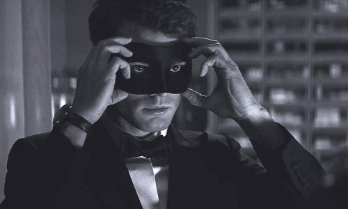 Prima foto di Jamie Dornan nei panni di Mr. Grey in Cinquanta sfumature di nero