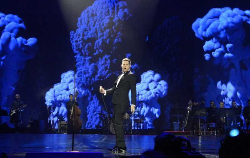 michael-buble-tour-stop-148
