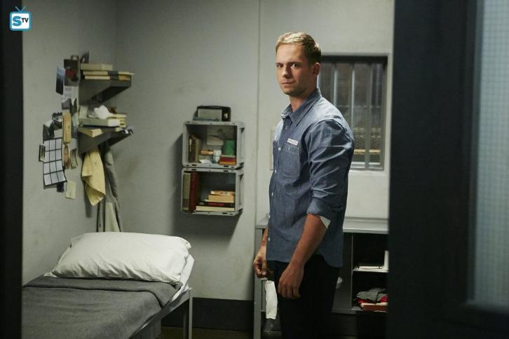 Suits 6x01