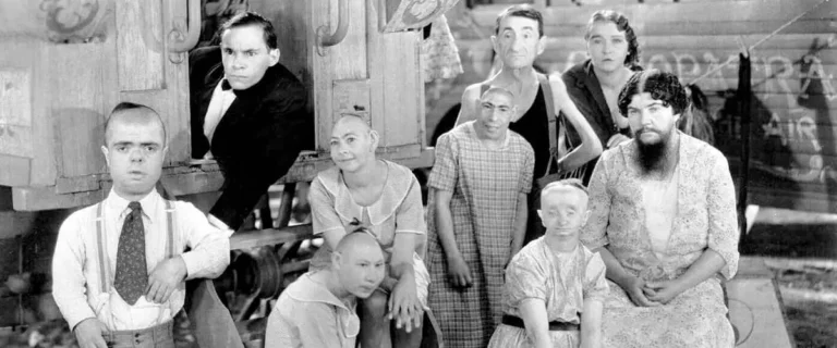 Freaks: la recensione del cult horror di Tod Browning Freaks: la recensione del cult horror di Tod Browning