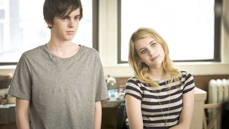 L’arte di arrangiarsi: recensione del film con Emma Roberts