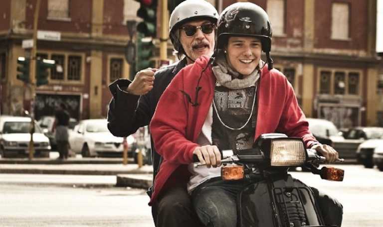 Scialla! (Stai Sereno): recensione del Francesco Bruni