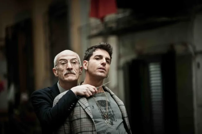 Song'e Napule recensione film