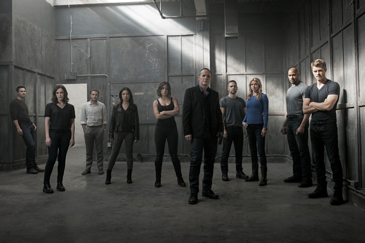 Agents of SHIELD 3×05: clip dall’episodio “4,722 Hours”