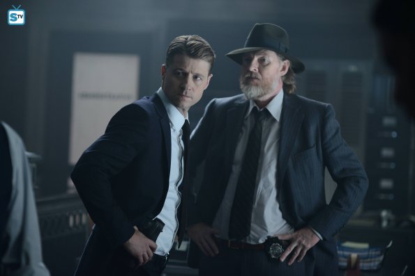 Gotham 2×06: promo dell’episodio “By Fire” Gotham 2×06: promo dell’episodio “By Fire”