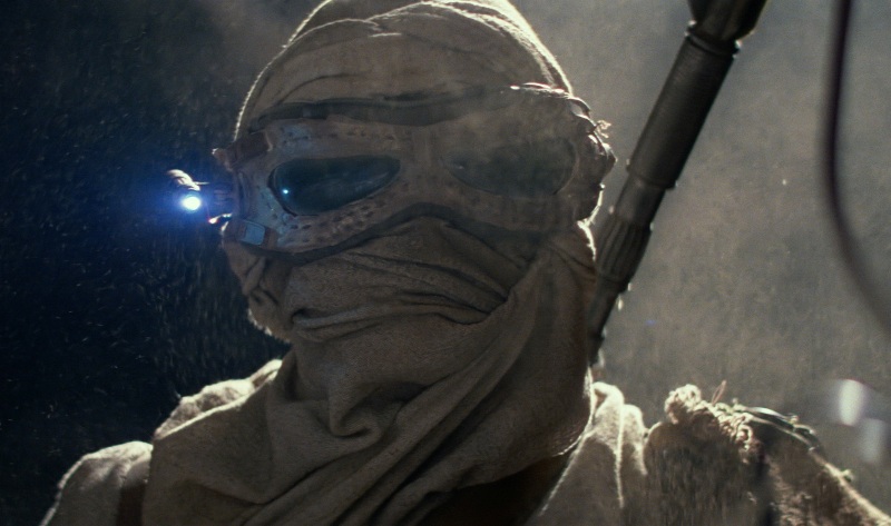 Star Wars Il Risveglio della Forza: Rey protagonista del nuovo trailer italiano