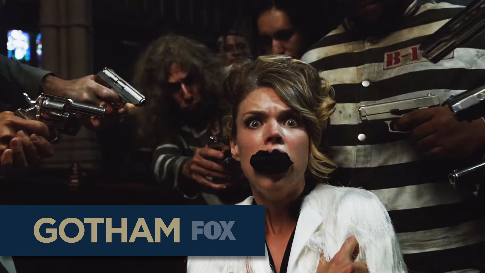 Gotham 2×09: promo dell’episodio “A Bitter Pill to Swallow”