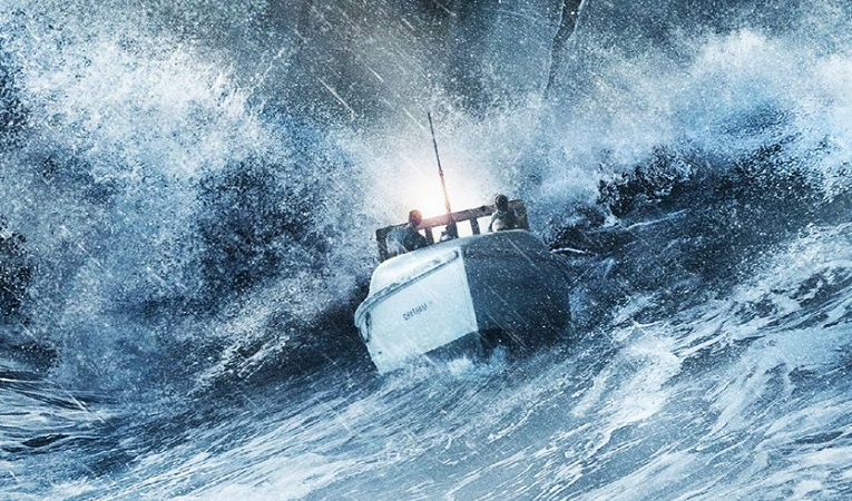 The Finest Hours: nuovo poster del film con Chris Pine