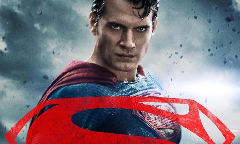 Batman v Superman, Henry Cavill: “Con Batman è come giocare con un bambino”