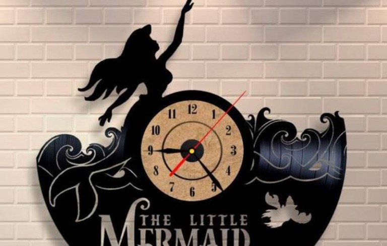Disney: la bellissima collezione Vinyl Wall Record Clock [foto]