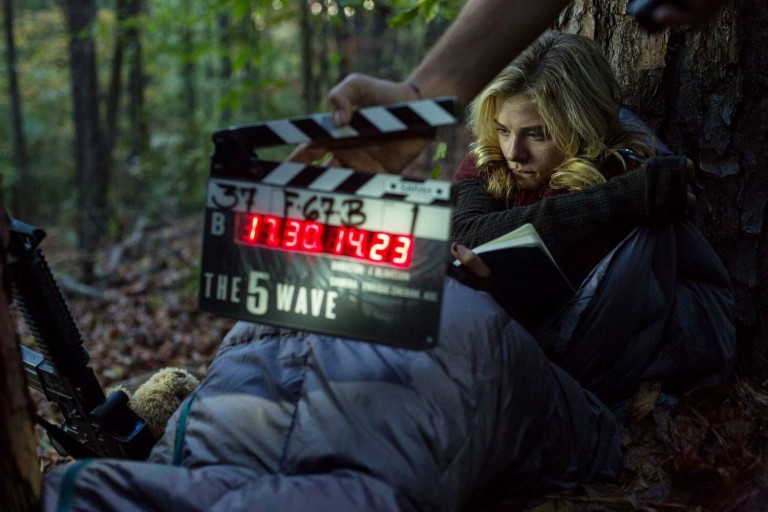 Chloe Grace Moretz nella nuova featurette de La Quinta Onda