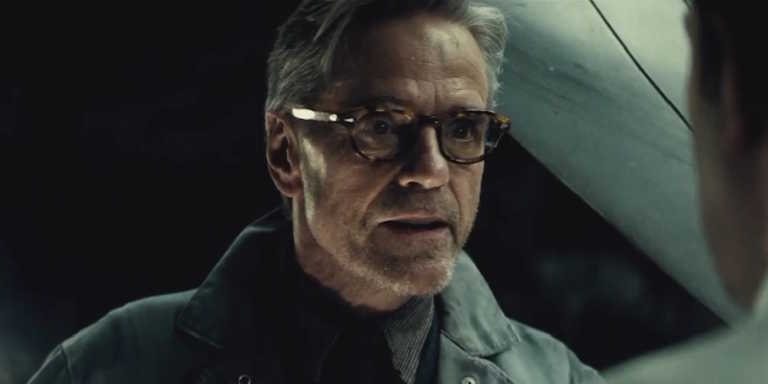 Batman: un video tributo a tutti gli Alfred di cinema e tv