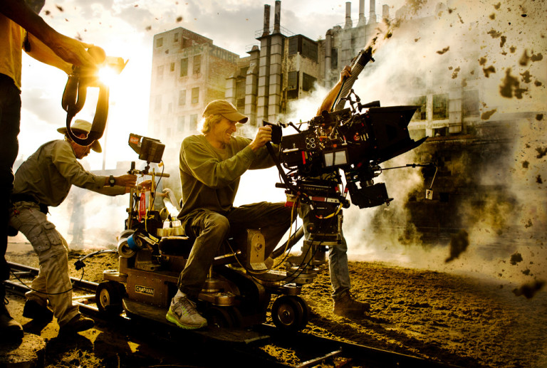 Michael Bay conferma, dirigerà Transformers 5