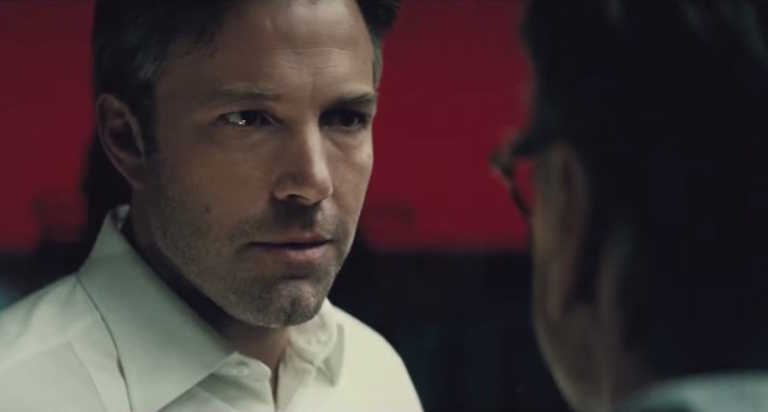 Batman v Superman: il rancore di Bruce Wayne nel nuovo spot, #WhoWillWin? Batman v Superman: il rancore di Bruce Wayne nel nuovo spot, #WhoWillWin?
