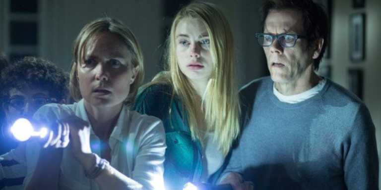Kevin Bacon nel trailer del nuovo horror The Darkness