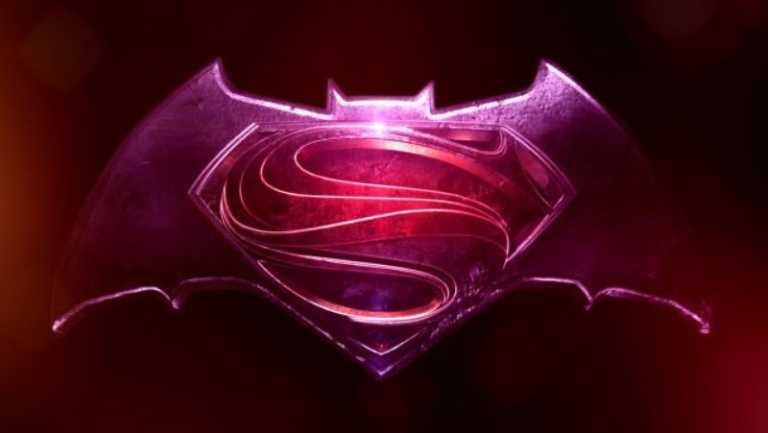 Batman v Superman: e se fosse una commedia romantica? – trailer Batman v Superman: e se fosse una commedia romantica? – trailer