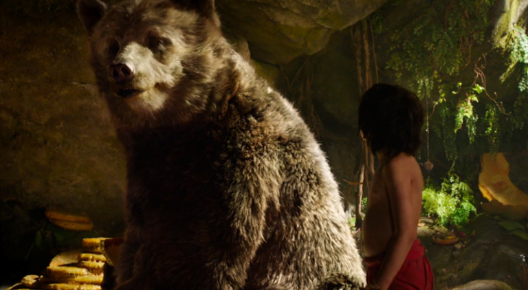 Il libro della giungla: la nuova buffa clip con Mowgli e Baloo Il libro della giungla: la nuova buffa clip con Mowgli e Baloo