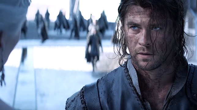 Il Cacciatore e la Regina di Ghiaccio recensione del film con Chris Hemsworth