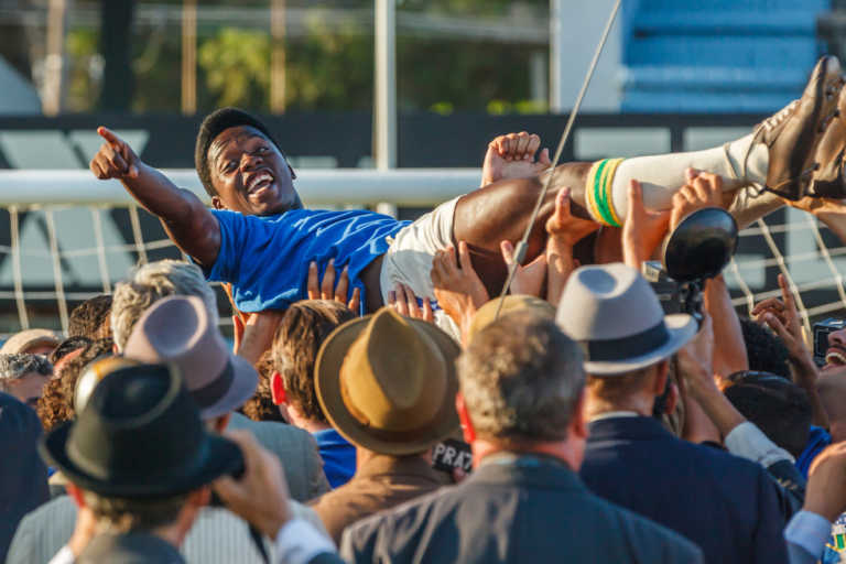 Pelè: recensione del film con Kevin de Paula Pelè: recensione del film con Kevin de Paula