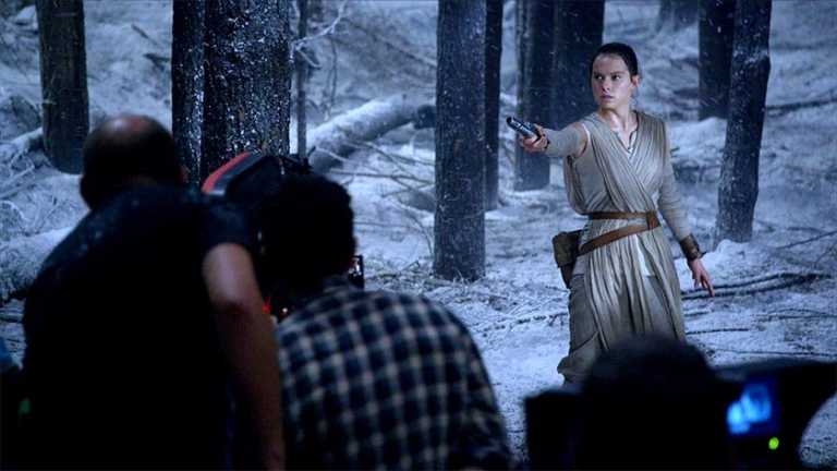 Star Wars Il Risveglio della Forza: l’incredibile set innevato per lo scontro finale – video