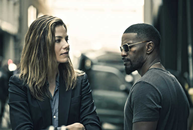 Jamie Foxx e Michelle Monaghan nelle prime foto di Sleepless