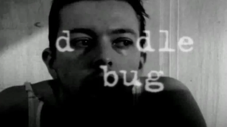 Doodlebug: guarda il primo corto di Christopher Nolan – video