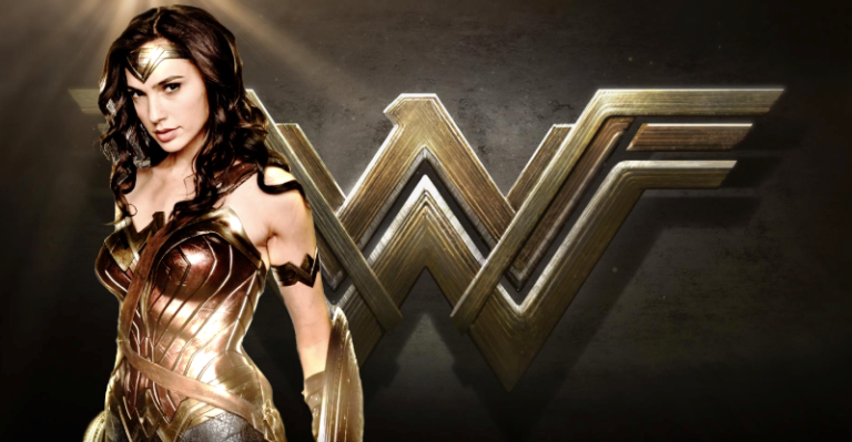 Wonder Woman sulla seconda cover speciale di EW per il Comic Con Wonder Woman sulla seconda cover speciale di EW per il Comic Con