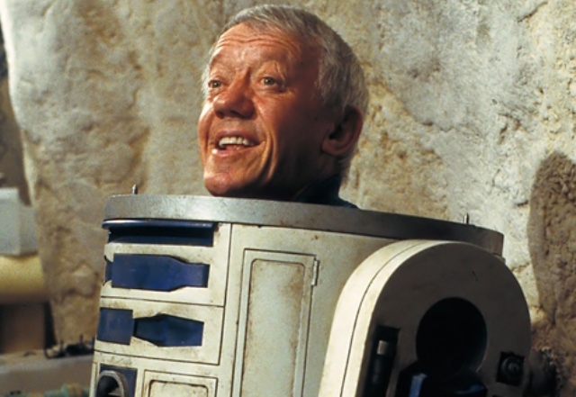 Kenny Baker star wars the last jedi