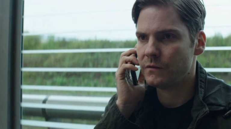 Captain America Civil War: una scena eliminata con Zemo dall’edizione Home Video Captain America Civil War: una scena eliminata con Zemo dall’edizione Home Video