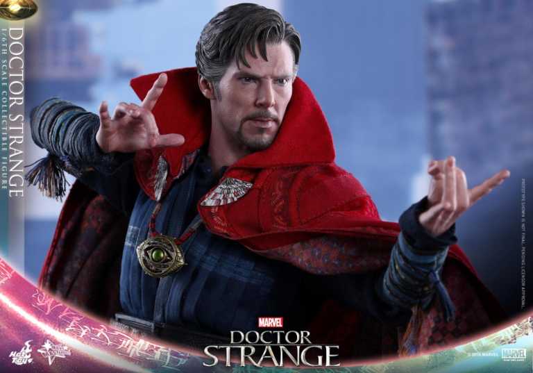 Doctor Strange: la statua da collezione Hot Toys