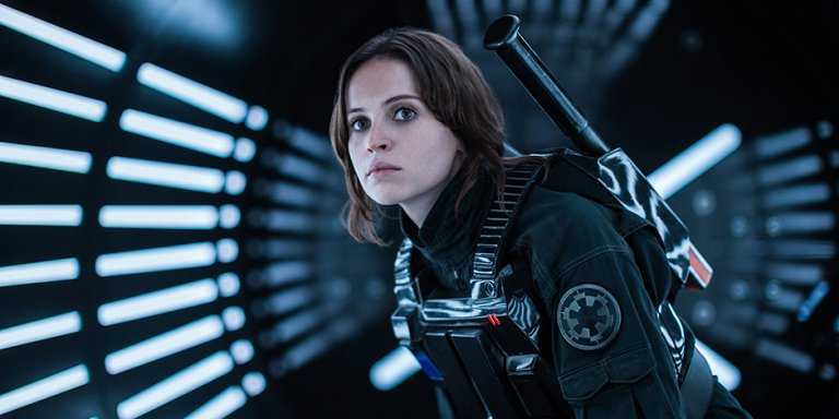 Rogue One: per Felicity Jones le riprese aggiuntive “non sono inusuali”