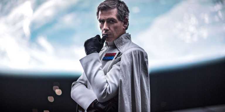 Rogue One A Star Wars Story: un terzo trailer al cinema con Doctor Strange