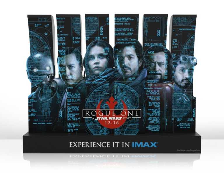 Rogue One: messaggi nascosti nello standee IMAX Rogue One: messaggi nascosti nello standee IMAX