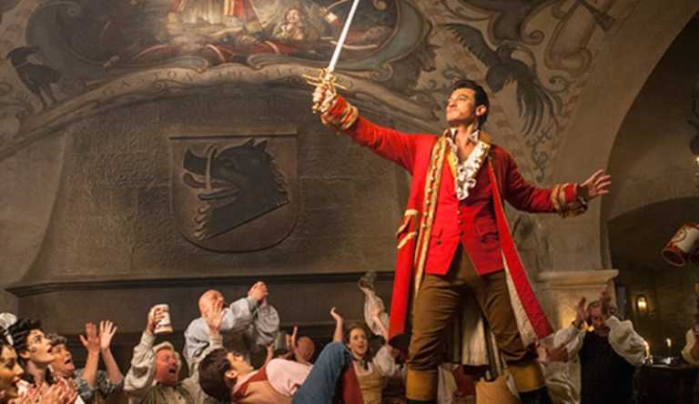 La Bella e la Bestia: nuova clip canora con Gaston e LeTont