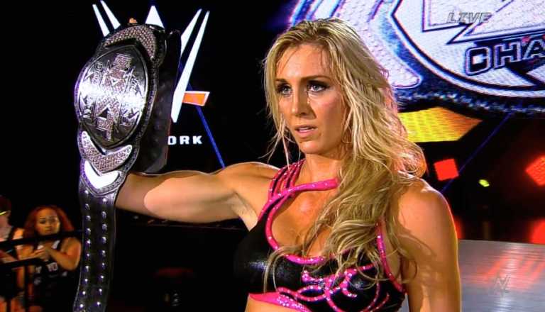 Thor: Charlotte Flair vorrebbe interpretare la versione femminile del Dio del Tuono