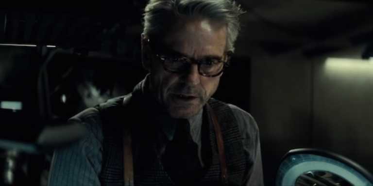 Justice League: Superman incontra Alfred nella scena eliminata