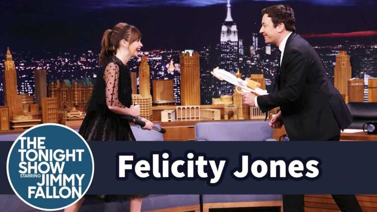 Rogue One: Felicity Jones presenta una clip dal film