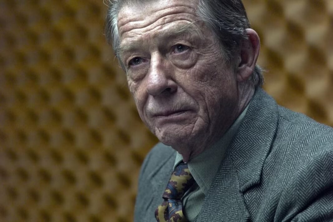 John Hurt la talpa