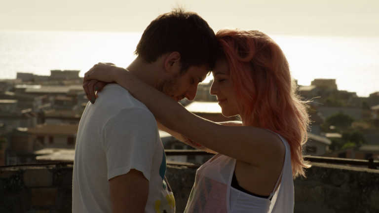 Il Padre d’Italia, l’incontro con il regista Fabio Mollo e gli interpreti Luca Marinelli e Isabella Ragonese