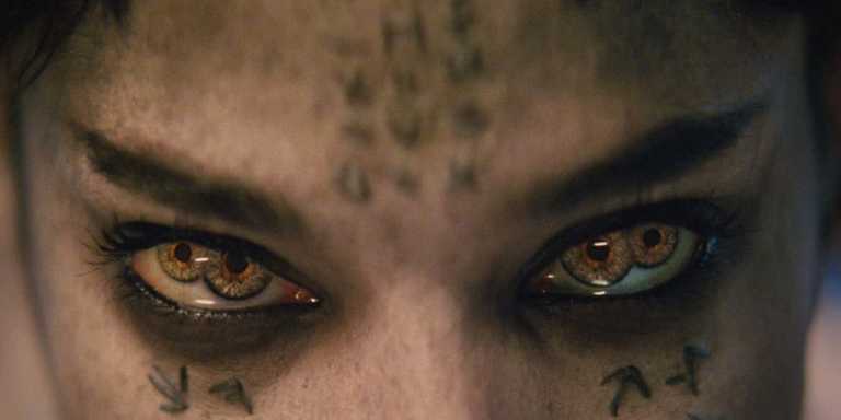 The Mummy: lei ci guarda in un nuovo inquietante poster