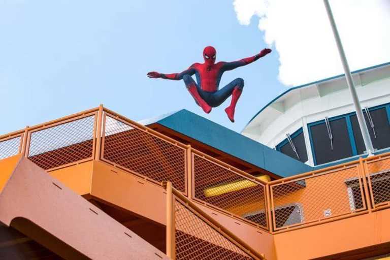 Spider-Man Homecoming: Peter Parker acrobatico nella nuova foto Spider-Man Homecoming: Peter Parker acrobatico nella nuova foto