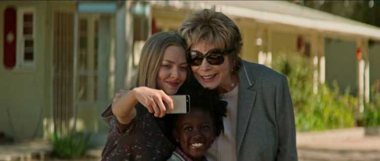 Adorabile nemica recensione del film con Shirley MacLaine