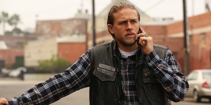 Charlie Hunnam Sons of Anarchy