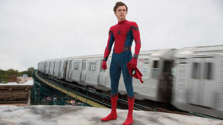 Spider-Man Homecoming: Tom Holland risponde alle critiche di Kirsten Dunst