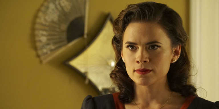 Hayley Atwell in bianco e nero per Evening Standard [foto]