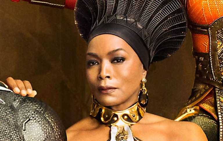 Black Panther 2, Angela Bassett su Chadwick Boseman: “È insostituibile”