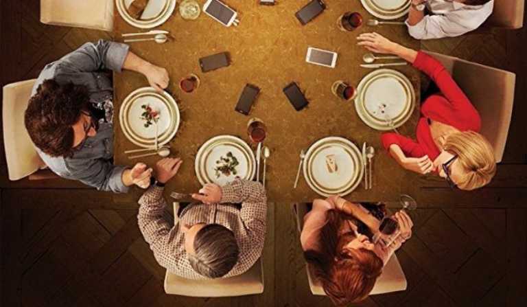 Perfectos desconocidos: il trailer del remake spagnolo diretto da Alex de la Iglesia