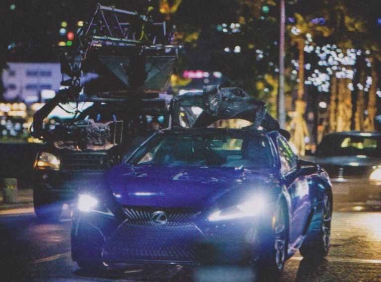 Black Panther: la prima clip mostra le abilità della tuta di T’Challa Black Panther: la prima clip mostra le abilità della tuta di T’Challa
