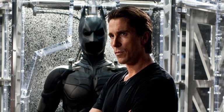 The Batman: Christian Bale approva la scelta di Robert Pattinson