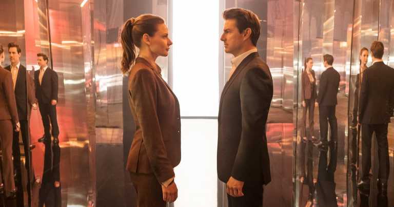 Mission Impossible: Fallout, nuova foto con Henry Cavill e Angela Bassett